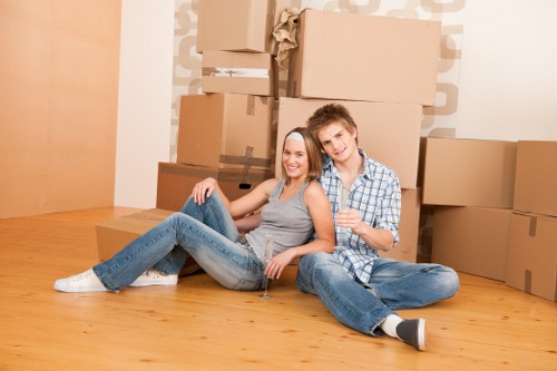 Residential and commercial removals support for Docklands properties