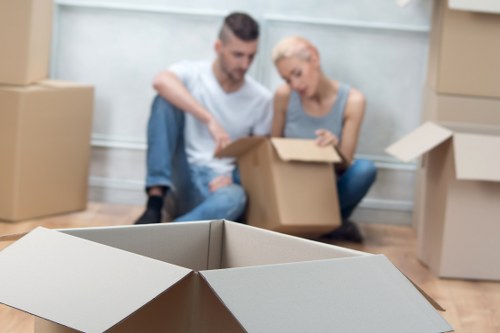 Packing and transport support for an inner-city office move